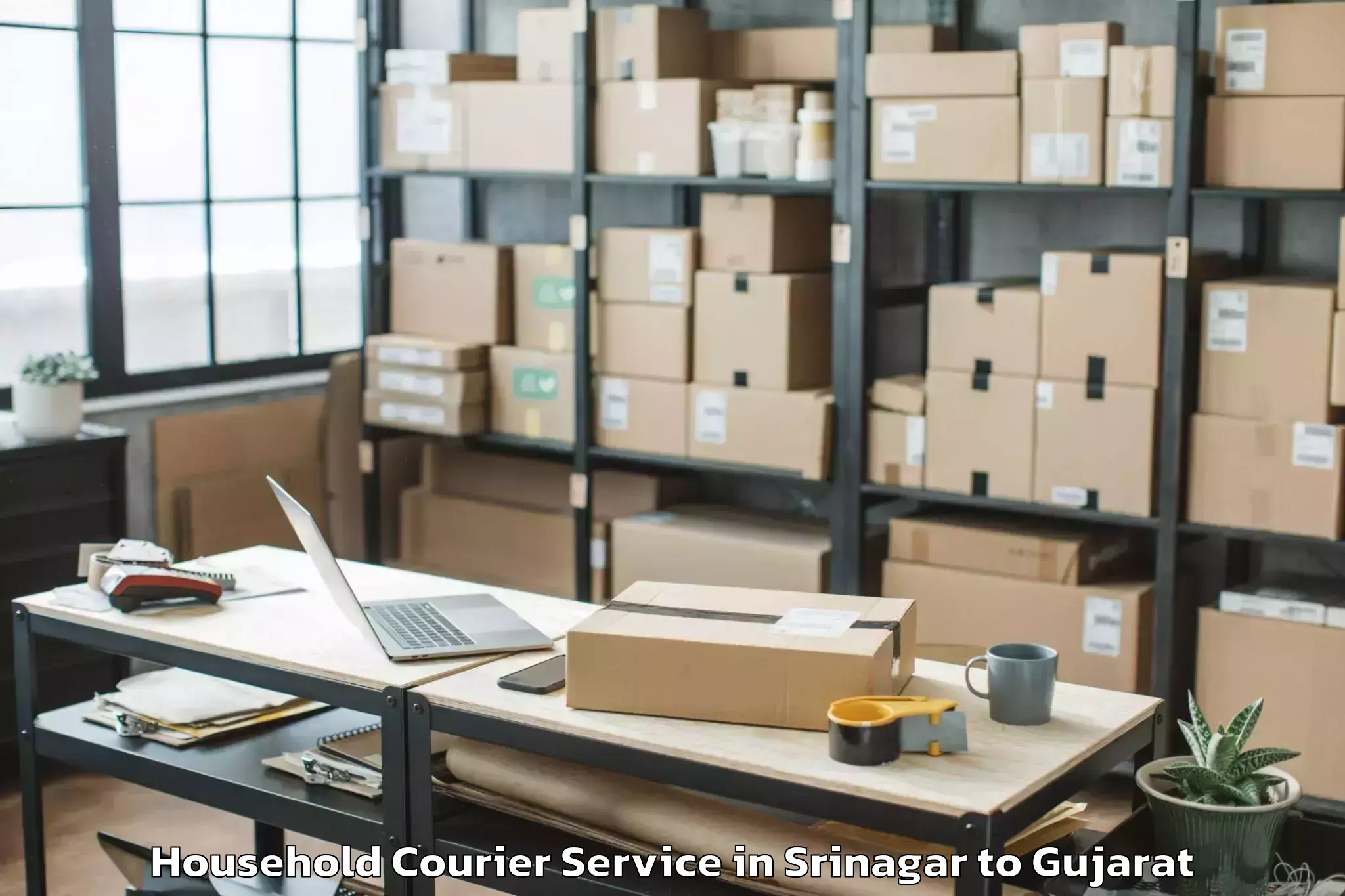 Book Srinagar to Ahmedabad Household Courier